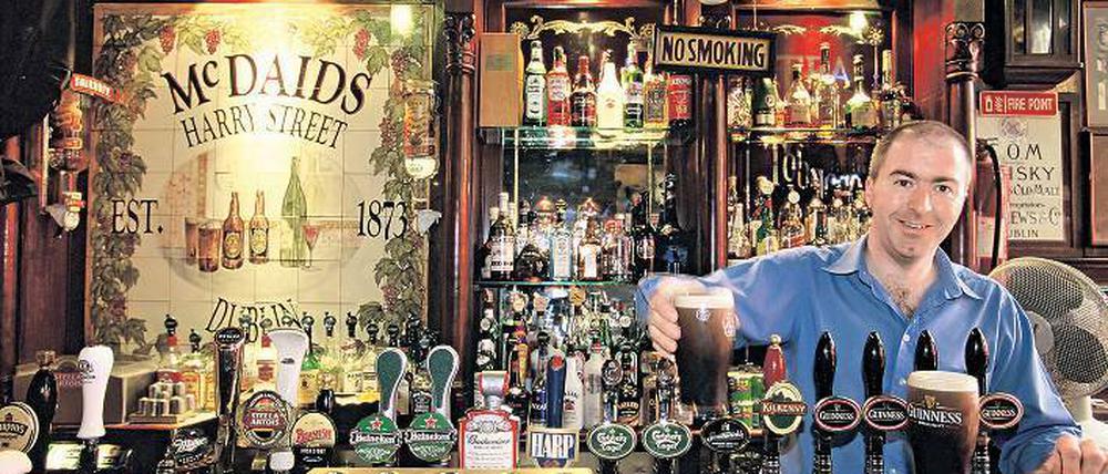 Here we go! In den Pubs von Dublin läuft das „schwarze Gold“ besonders gut. Foto: P-A