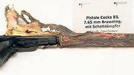 Mordwaffe. Mit dieser Pistole sind mehrere Kleinunternehmer getötet worden. 