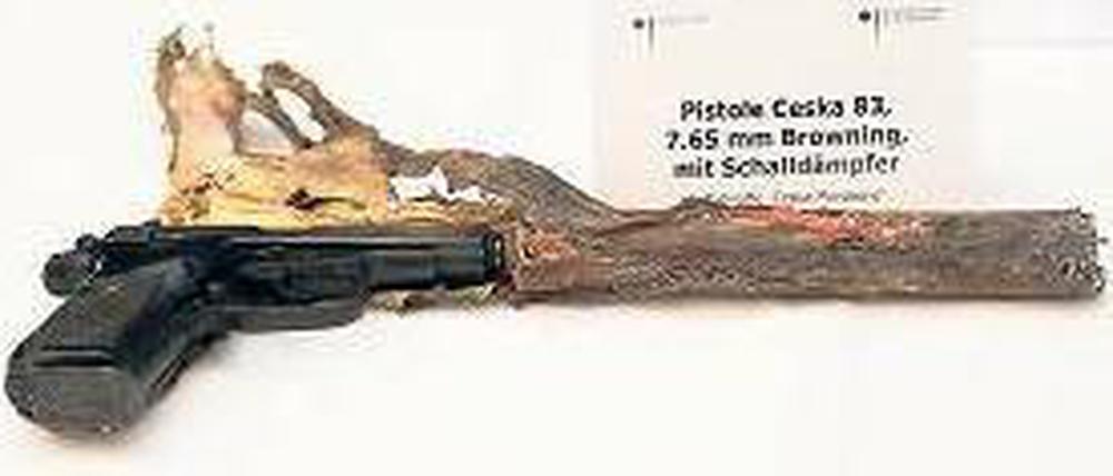 Mordwaffe. Mit dieser Pistole sind mehrere Kleinunternehmer getötet worden. 