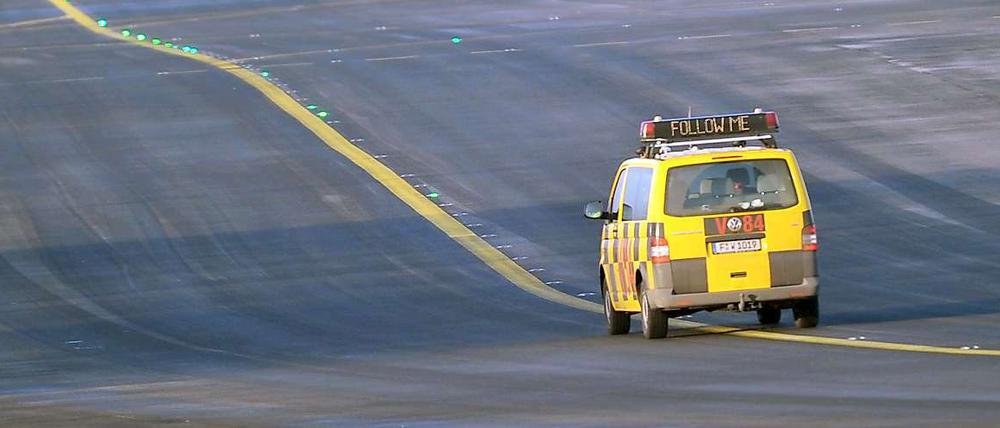Wenn diese Wagen nicht fahren, können auch die Flugzeuge nicht starten. Fraport will wieder den Flughafen Frankfurt lahmlegen.