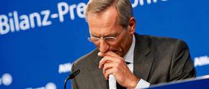 Übel aufgestoßen: Allianz-Chez Diekmann präsentiert einen Gewinn, kann aber wohl nicht zufrieden sein.