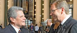 Präsidiale Debatte. Christian Wulff machte Integration zu seinem Thema. Was ist von Joachim Gauck zu erwarten? (Im Bild beide beim Gottesdienst im Rahmen der Bundespräsidentenwahl 2010.)