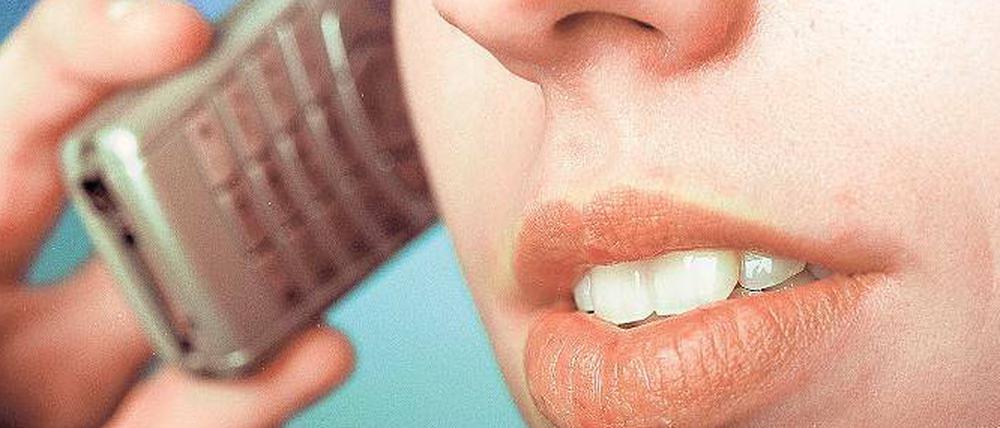 Ermittler greifen auf Handydaten zurück - eine umstrittene Methode. 