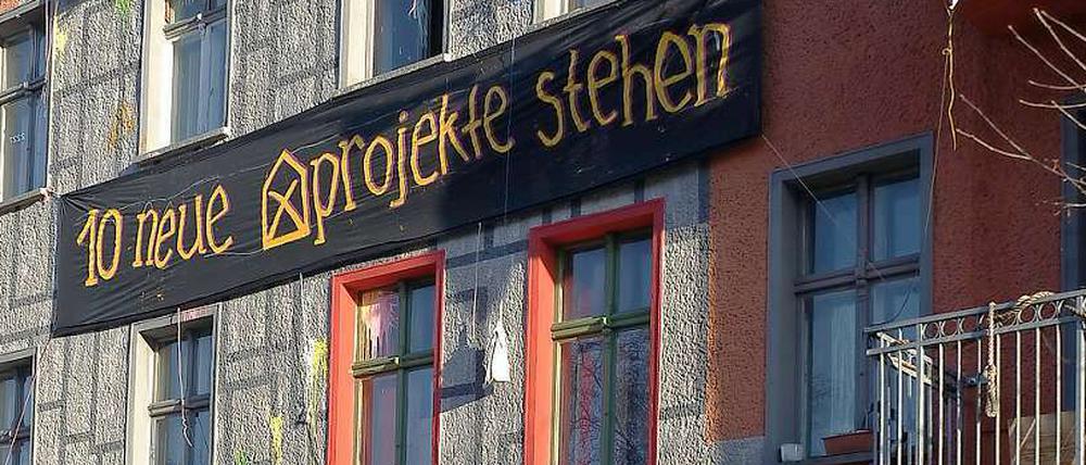 Das Haus in der Liebigstraße 14 in Berlin-Friedrichshain vor der Räumung im vergangenen Februar