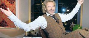 Am Arbeitsplatz. Thomas Gottschalk im Berliner Studio von „Gottschalk live“. Foto: dpa