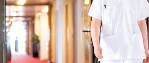 Komfort in der Klinik. Zahlungskräftige ausländische Patienten buchen sich gern in Luxusstationen ein. Auch in Berlin gibt es solche Angebote. Foto: dapd