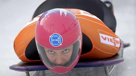 Mit dem Kopf voraus ins Abenteuer Skeleton. Katharina Heinz in der Bahn von Altenberg.