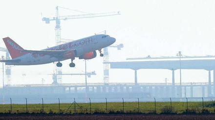 Lautere Absichten. Die Anwohner des künftigen Flughafens kämpfen weiter gegen Fluglärm.