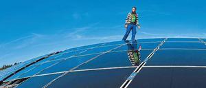 Missverhältnis. Fotovoltaikanlagen verbrauchen mehr als die Hälfte der Fördermittel, produzieren dabei aber deutlich weniger Strom als Windräder.