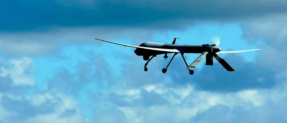 Attackiert aus der Luft. US-Drohnenangriffe gefährden die Partnerschaft zwischen der Nato und Pakistan. 