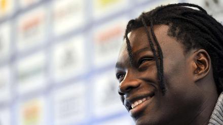 Lächeln des Siegers: Bafetimbi Gomis schoss gegen Zagreb vier Tore.