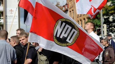 Eine neues NPD-Verbotsverfahren ist in der Diskussion. 2003 scheiterte der Antrag. 