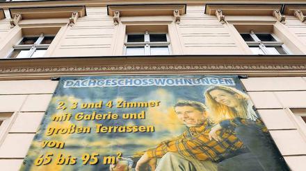 Teures Haus. Das Wohnen in angesagten Gegenden ist für viele unerschwinglich geworden. Die Mieten und Immoblienpreise steigen nicht nur im Bötzowviertel in Prenzlauer Berg immer weiter.