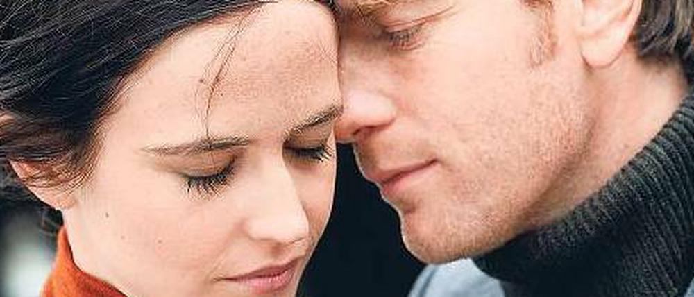 Verliebt. Susan (Eva Green) und Michael (Ewan McGregor). 