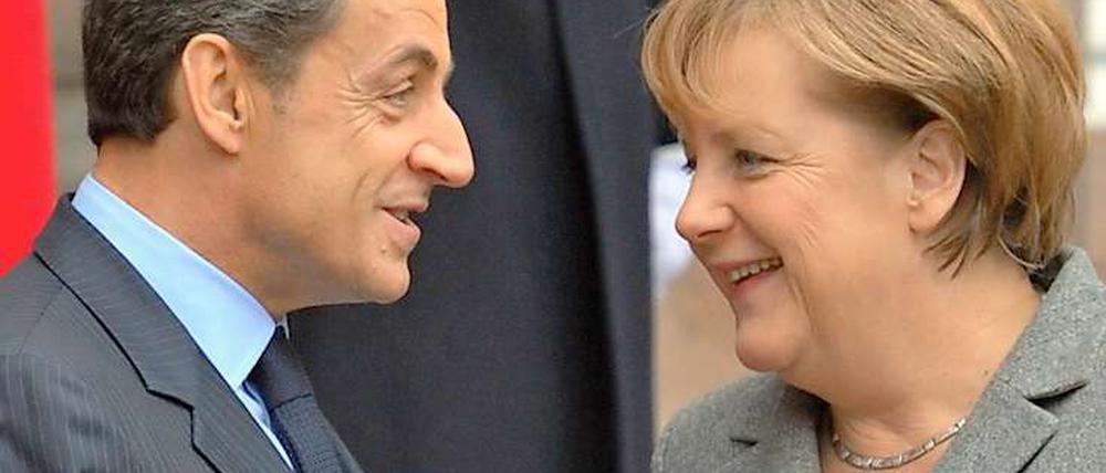 Die Bundesregierung wird gemeinsam mit Frankreich darauf drängen, dass die einzelnen Euro-Staaten ihre Planung zur Schuldenbegrenzung in Zukunft der EU-Kommission zur Genehmigung vorlegen müssen.