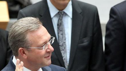 Frank Henkel und Michael Braun bei der Vereidigung des neuen Berliner Senats.