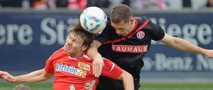 Von links nach hinten: Außenbahnspieler Michael Parensen (M.) könnte gegen Cottbus wieder vor der Abwehr auflaufen.