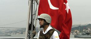 Die Wehrpflicht in der Türkei existiert zwar weiter, kann jetzt aber leichter umgangen werden.