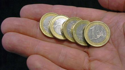 Von einem Zuverdienst zwischen 800 und 1000 Euro bleiben künftig bis zu 20 Euro mehr übrig als bislang.