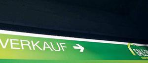 Plötzlich umkämpft. Jahrelang versuchte Metro-Chef Eckhard Cordes die Kaufhof-Warenhäuser loszuwerden – ohne Erfolg. Nun gibt es gleich zwei Interessenten. 