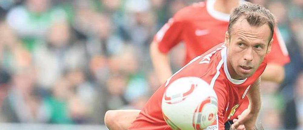 So sieht ein Seriensieger aus. Für Nikolce Noveski und Kollegen gab es in Bremen den vierten Erfolg im vierten Spiel.