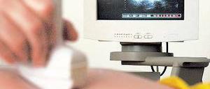 Alles in Ordnung? Eine Ultraschalluntersuchung kann darüber Aufschluss geben.