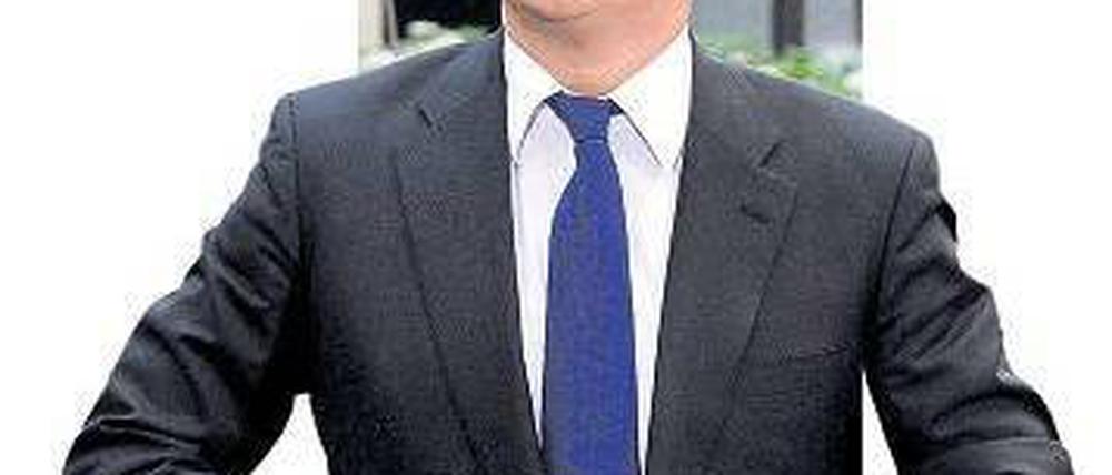 Zugeknöpft. David Cameron verlangt Gefolgschaft für seinen EU-Kurs. Foto: AFP