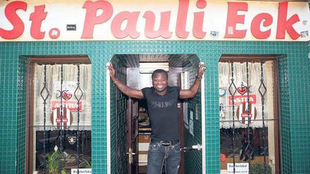 Ein Mann und sein Kiez. Gerald Asamoah spielt seit Anfang der Saison für den FC St. Pauli.