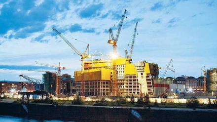 Der sogenannte Skytower wird rund 185 Meter in den Himmel ragen und 2013 oder spätestens 2014 von der Europäischen Zentralbank bezogen werden. 