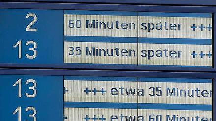 Geduld ist gefragt: Die Brandanschläge gehen auf Kosten aller, die in Berlin reisen wollen.