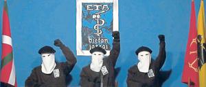Martialisches Video: Die Eta-Mitglieder feierten in ihrer Erklärung auch die getöteten oder gefangenen Terroristen als Helden.