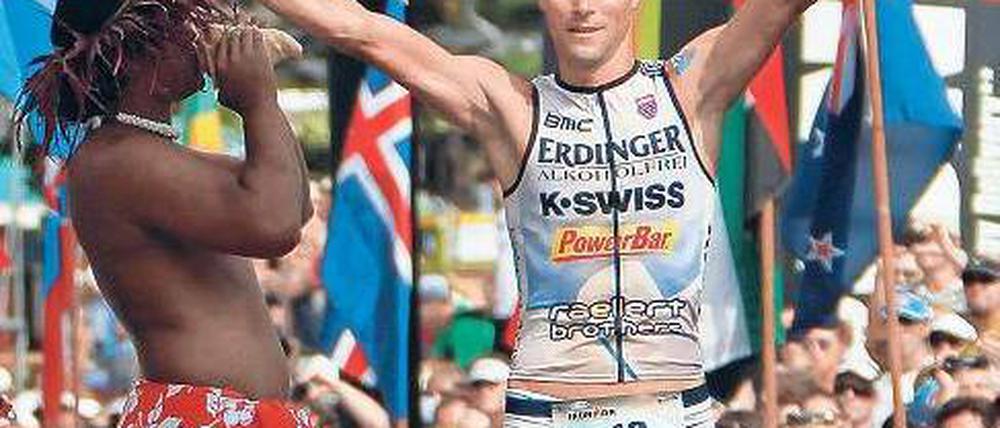 Kein Spaziergang. Andreas Raelert holte beim abschließenden Marathon noch fünf Konkurrenten ein. Foto: dpa