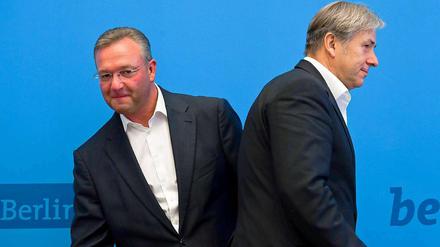 Wo soll sich Frank Henkel (l.) positionieren? In der Regierung neben Klaus Wowereit oder besser als Fraktionschef? 