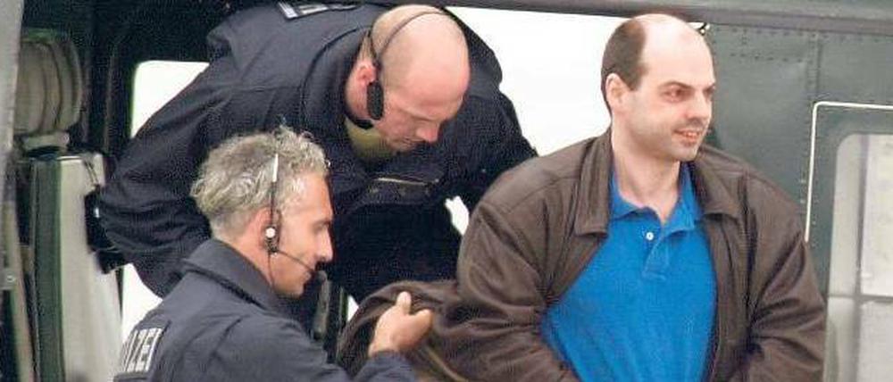 Durchtrieben bis zum Äußersten. Thomas Drach (Archivbild), der nächstes Jahr seine Haft verbüßt hat, steht ab Donnerstag wieder vor Gericht. Er soll im Gefängnis eine Entführung seines Bruders organisiert haben, um ihm das Reemtsma-Lösegeld abzupressen. 