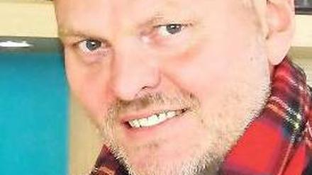 Hallgrímur Helgason, 52, hat den Szeneroman "101 Reykjavik" geschrieben. Er gehört zu Islands erfolgreichsten Autoren. Jetzt erschienen: "Eine Frau bei 1000 Grad".