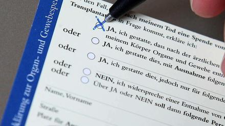 Erklärung zum Organspendeausweis. Gesundheitsminister Bahr (FDP) will alle Bürger befragen.
