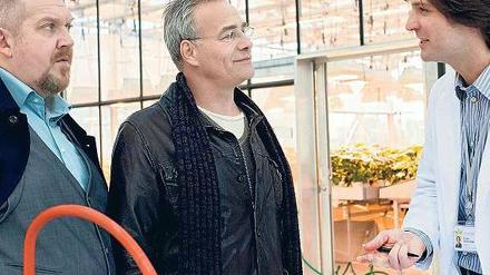 Sehr verdächtig: Dr. Rubner (Mišel Maticevic, re.) neben den Kommissaren Freddy Schenk (Dietmar Bär, li.) und Max Ballauf (Klaus J. Behrendt). Foto: WDR
