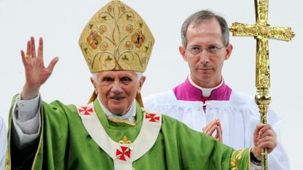 Papstkritiker halten ihn für einen Erzkonservativen. Doch eigentlich ist klar ersichtlich: Joseph Ratzinger ist ein Grüner!