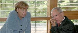 Auch Wolfgang Schäuble wünscht sich, das Angela Merkel "endlich mal ein Risiko" eingeht.
