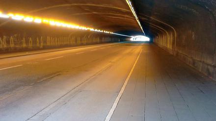 Tunnelblicke. In der Unterführung starben 21 junge Menschen.