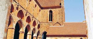 Anziehend. Die Sommerkonzerte im Kloster Chorin sind stets gut besucht. Foto: dpa