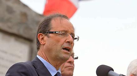 Francois Hollande, Ex-Vorsitzender der französischen Sozialisten, will Strauss-Kahn die Chance zur Präsidentschaftskandidatur bewahren.