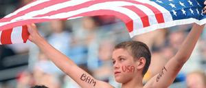 Ausnahme Amerika. In den USA ist Frauenfußball populär.