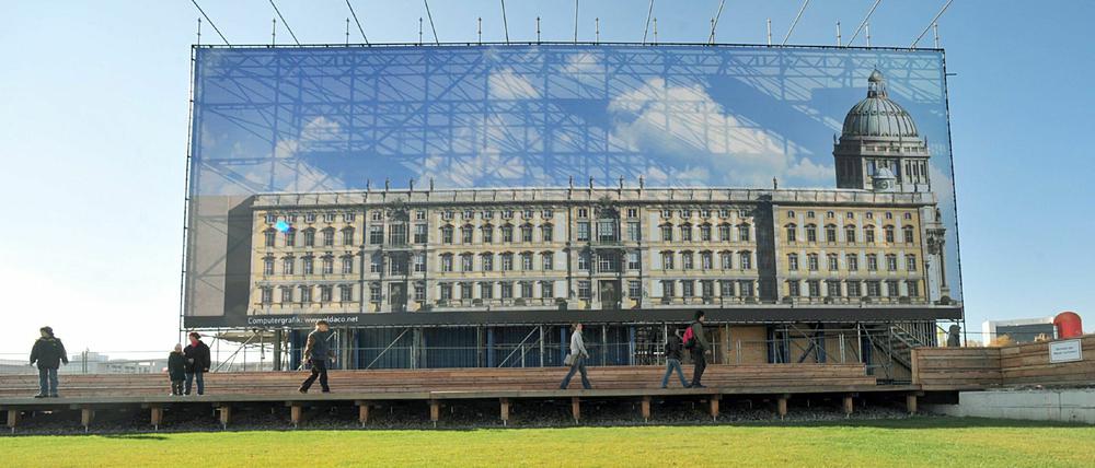 Mit der Rekonstruktion soll ein neues Kultur- und Kommunikationszentrum im Herzen Berlins entstehen.