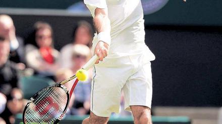 Roger Federer fehlt in Wimbledon noch ein Turniersieg, um mit Rekordhalter Pete Sampras gleichzuziehen. 