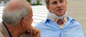 Samuel Koch im Gespräch mit Peter Hahne.