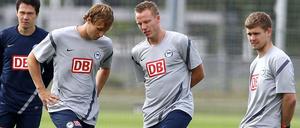 In den nächsten Tagen wird es hart für Herthas Spieler. Ottl, Lell und Kraft scheinen das schon zu ahnen.