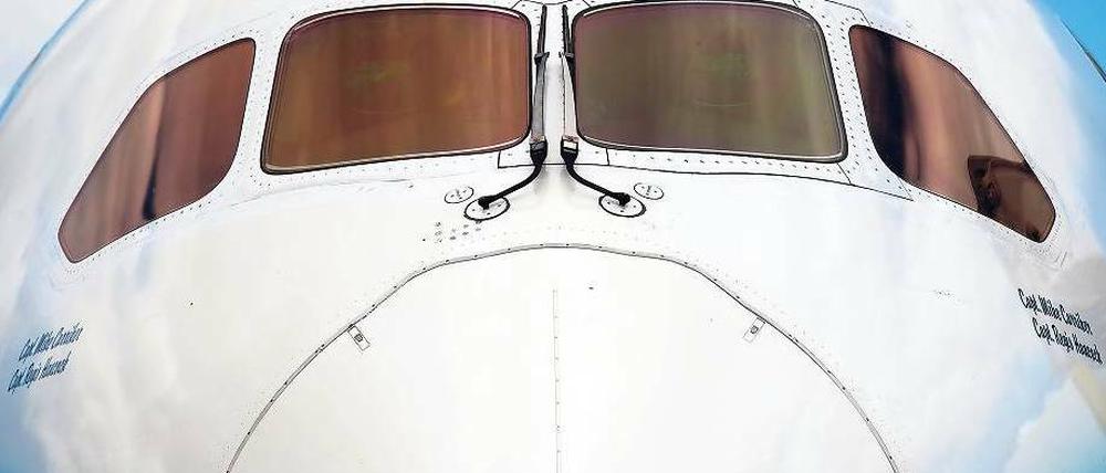 Erstmals in Deutschland: Der „Dreamliner“ hat eine Reichweite von 15 750 Kilometern und bietet 250 bis 290 Passagieren Platz. 