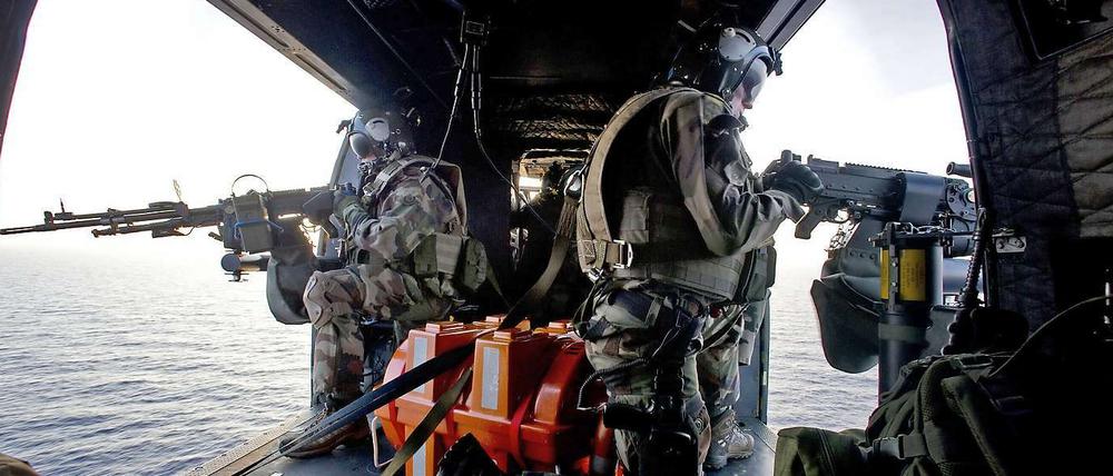 Französische Streitkräfte während einer ihrer ersten Nato-Operationen in Libyen.