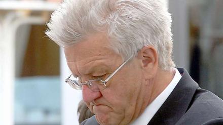 Baden-Württembergs Ministerpräsident Winfried Kretschmann kann nicht auf die Unterstützung von Bundesverkehrsminister Peter Ramsauer (CSU) bauen.